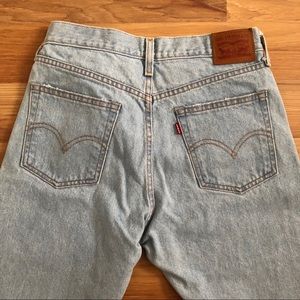Levi’s wedgie fit denim jeans